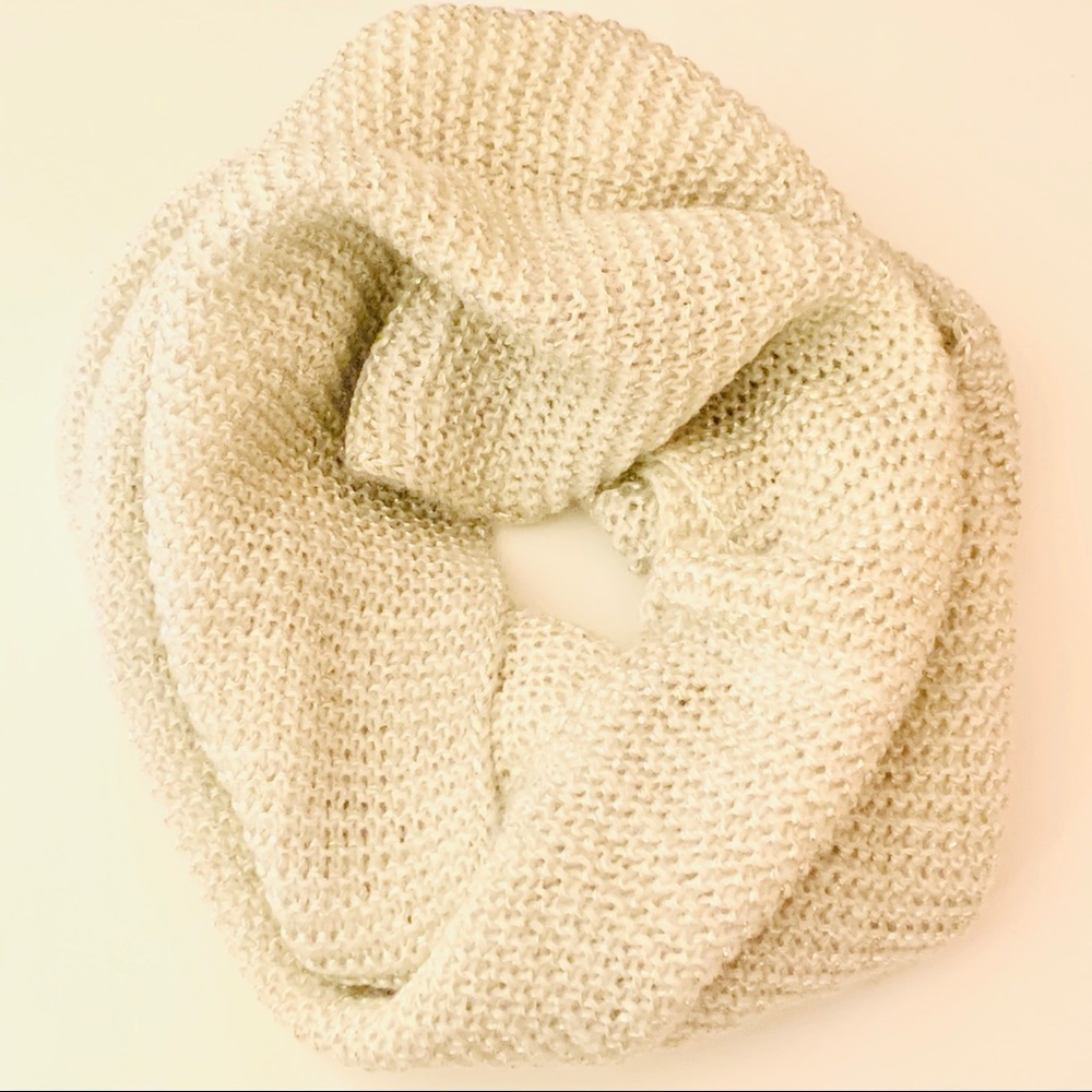 Steve Madden Cream and Silver Knit Infinity Scarf
